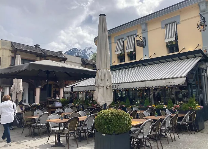Abeille De Chamonix
